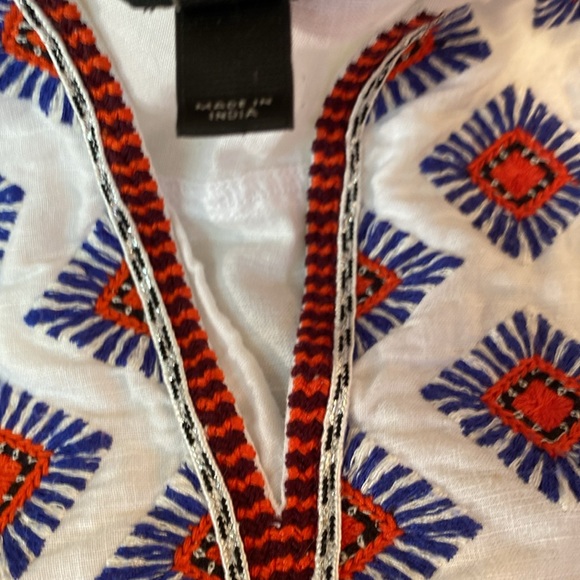 J Crew - Ladies sleeveless blouse. Size 2 - Picture 6 of 11